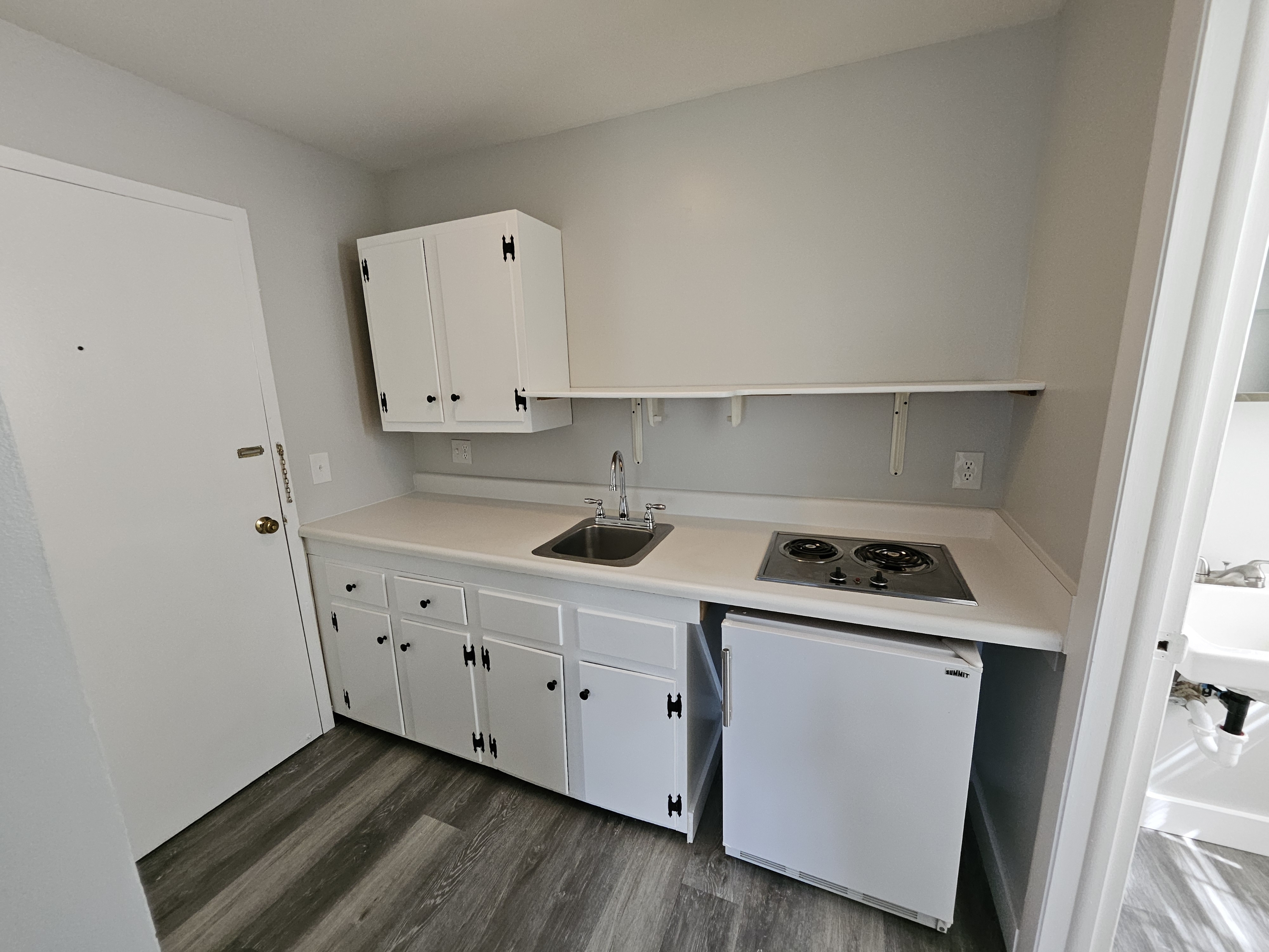 745 MAIN ST - C6