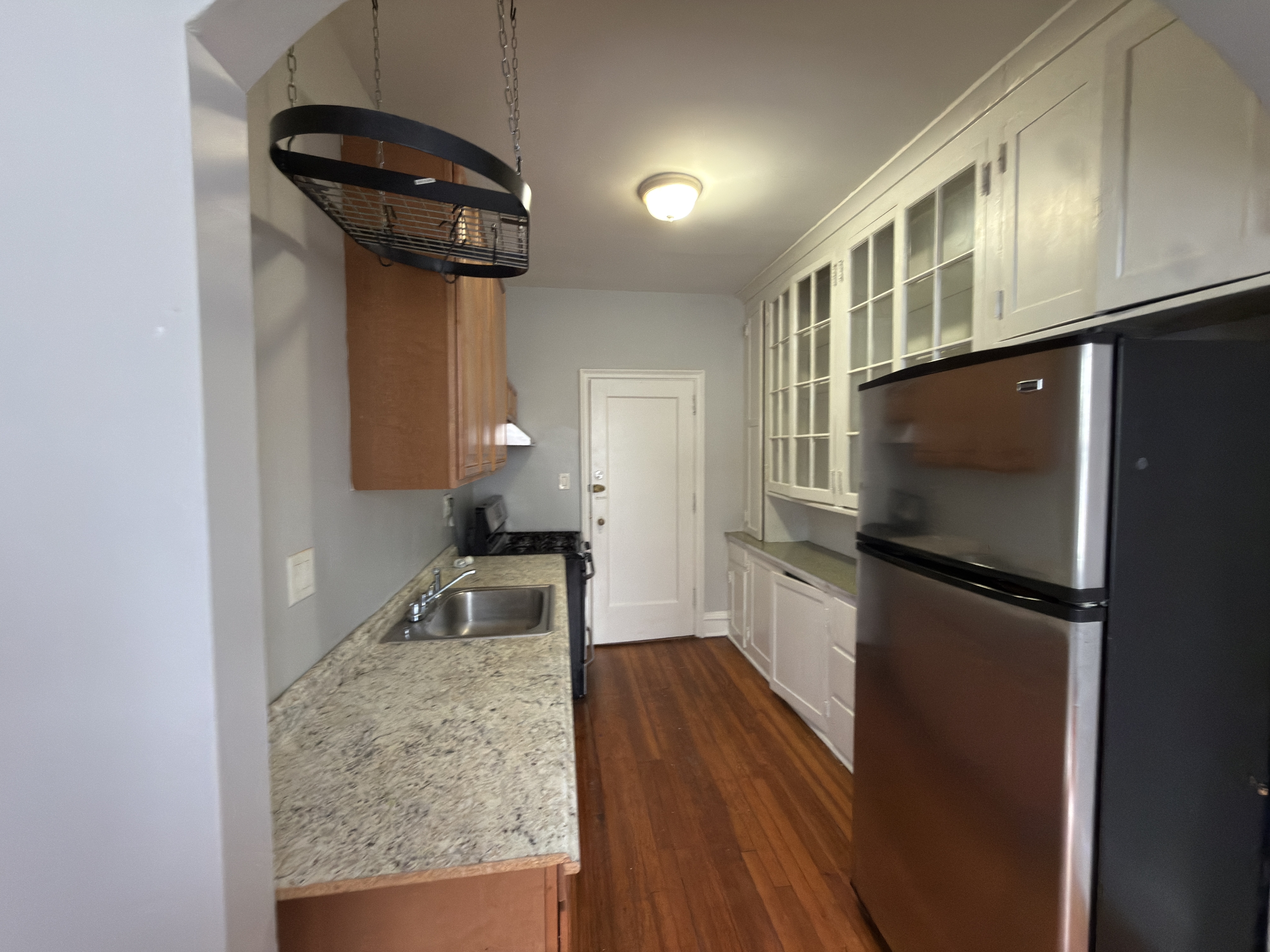 330 Laurel St - 314