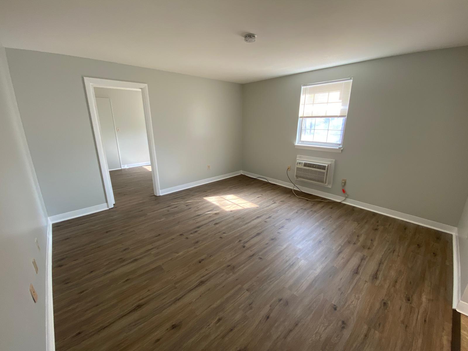 745 MAIN ST - B7/8